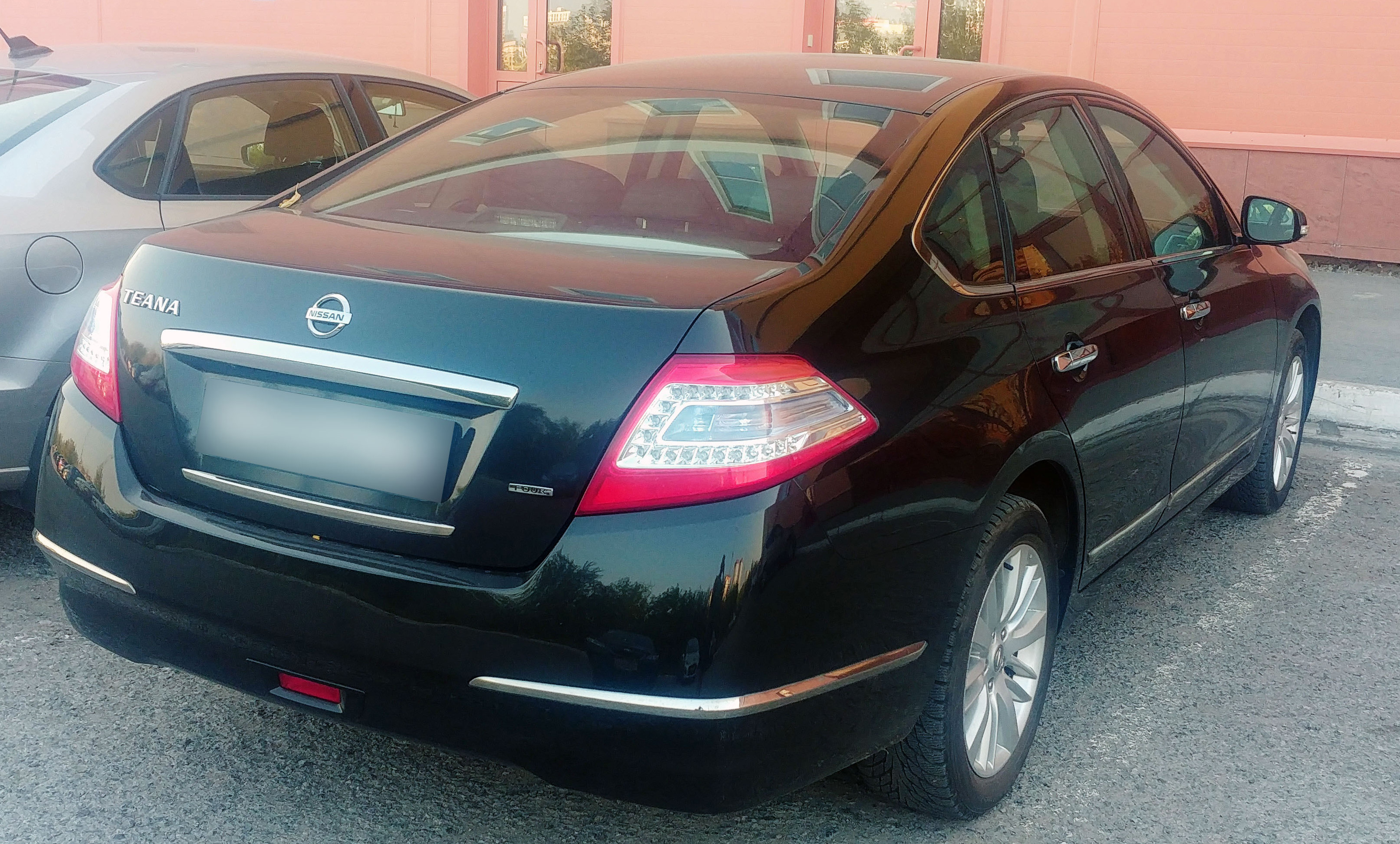Прокат автомобиля Nissan Teana в городе Томск Прокат автомобиля Nissan Teana в городе Томск