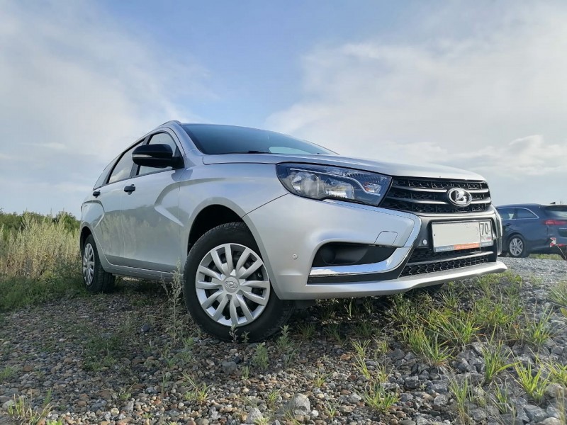 Lada Vesta